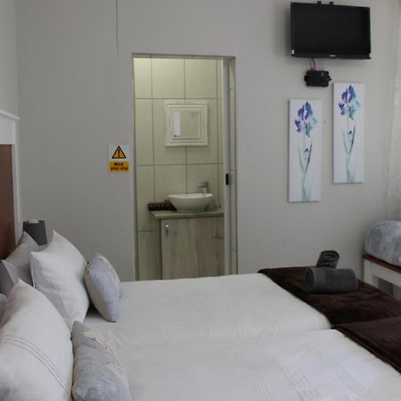 Hotel Tranquility Self Catering Lüderitz Exterior foto